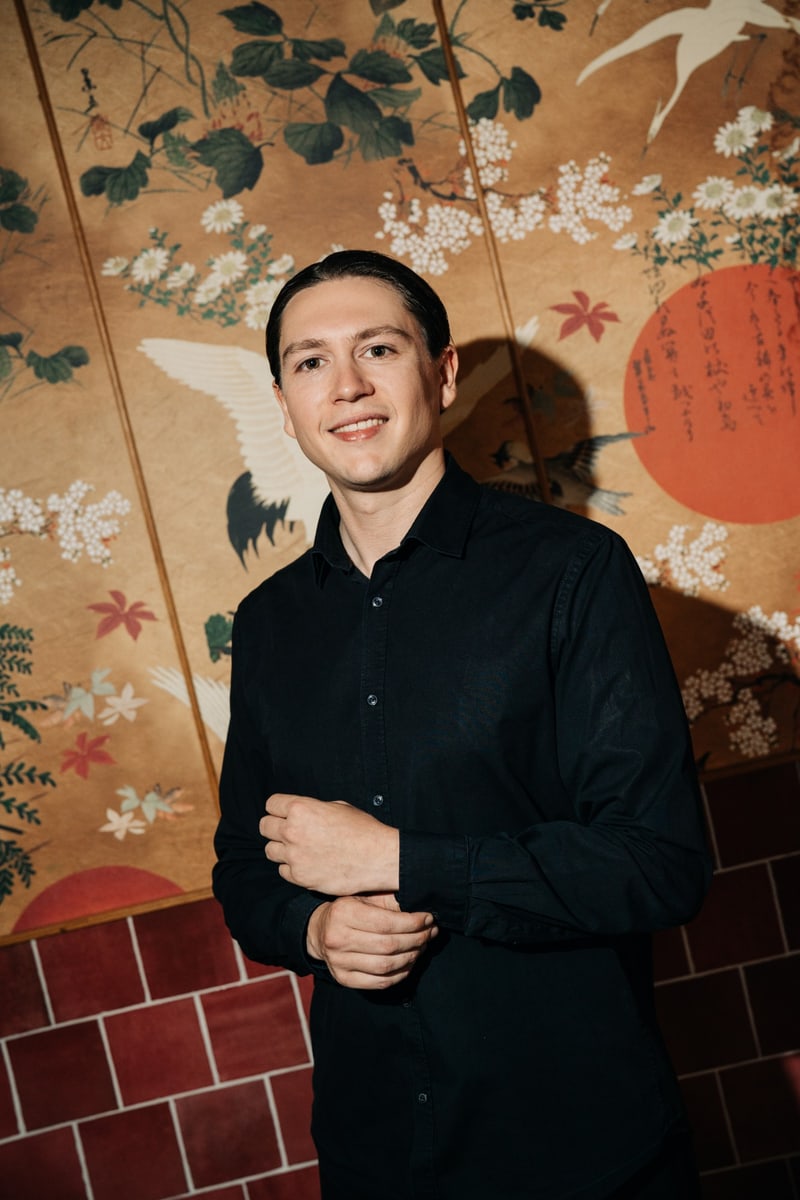 Portrait of assistant manager Bram Hartman